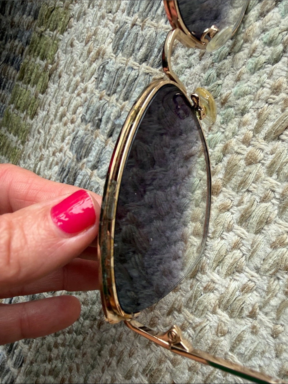 Quay Australia Purple Gradient Cat-Eye Sunglasses with Gold Frame - Picture 8 of 8